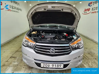 KGM - SSANGYONG KORANDO 2WD LT 9-SEATER