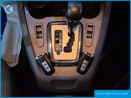 KGM - SSANGYONG KORANDO 4WD 9-SEATER ADVENTURE 60TH EDITION
