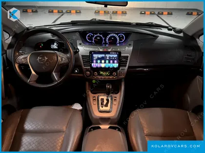 KGM - SSANGYONG KORANDO 4WD TX 9-SEATER