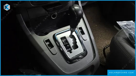 KGM - SSANGYONG KORANDO 4WD GT 9-SEATER