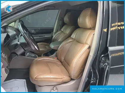 KGM - SSANGYONG KORANDO 4WD CHATEAU 9-SEATER