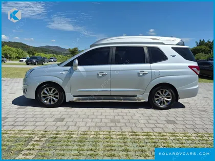 KGM - SSANGYONG KORANDO 4WD CHATEAU 9-SEATER