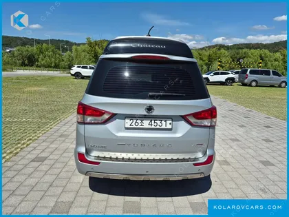 KGM - SSANGYONG KORANDO 4WD CHATEAU 9-SEATER