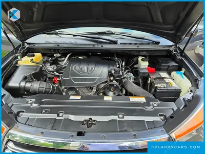 KGM - SSANGYONG KORANDO 4WD LT 9-SEATER