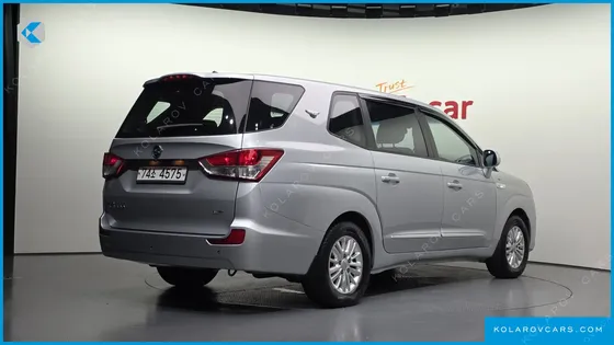 KGM - SSANGYONG KORANDO 4WD LT 11-SEATER