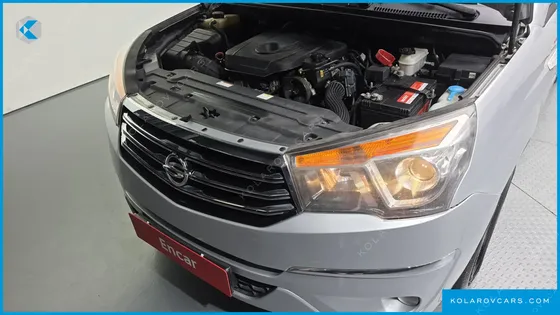 KGM - SSANGYONG KORANDO 4WD LT 11-SEATER