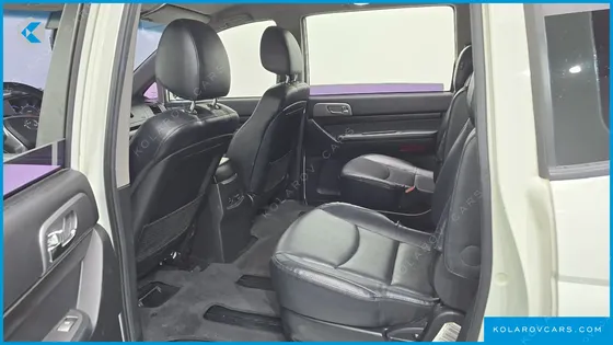 KGM - SSANGYONG KORANDO 4WD TX 9-SEATER