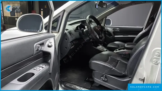 KGM - SSANGYONG KORANDO 4WD TX 9-SEATER