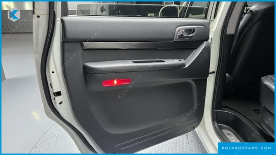 KGM - SSANGYONG KORANDO 4WD TX 9-SEATER