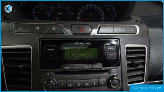KGM - SSANGYONG KORANDO 4WD TX 9-SEATER