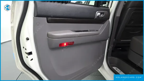 KGM - SSANGYONG KORANDO 4WD TX 9-SEATER
