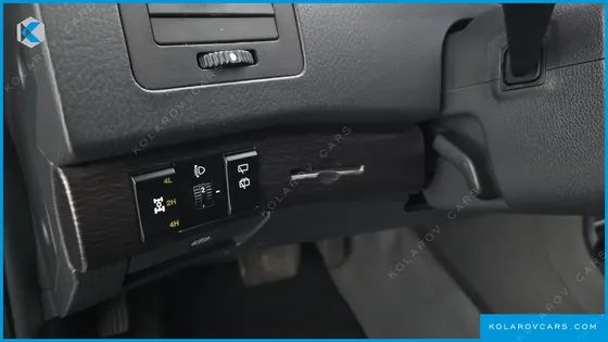 KGM - SSANGYONG KORANDO 4WD CHATEAU 9-SEATER