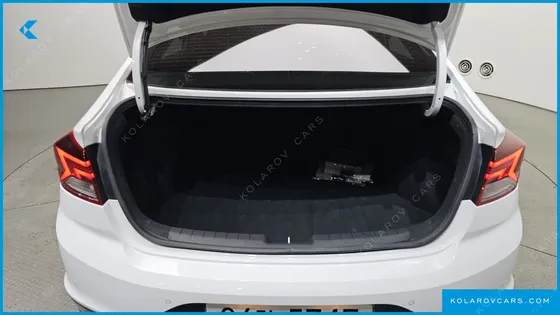 HYUNDAI ELANTRA (AVANTE) 1.6