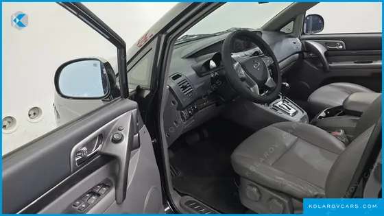 KGM - SSANGYONG KORANDO 4WD EXTREME 9-SEATER