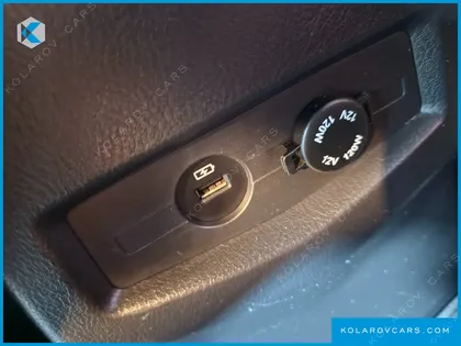 KGM - SSANGYONG KORANDO 4WD TX 9-SEATER