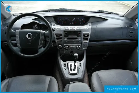 KGM - SSANGYONG KORANDO 4WD 9-SEATER ADVENTURE 60TH EDITION
