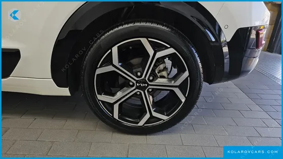 KIA NIRO SIGNATURE