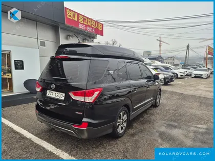 KGM - SSANGYONG KORANDO 4WD CHATEAU 9-SEATER