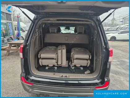 KGM - SSANGYONG KORANDO 4WD CHATEAU 9-SEATER