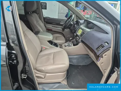 KGM - SSANGYONG KORANDO 4WD CHATEAU 9-SEATER