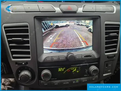 KGM - SSANGYONG KORANDO 4WD CHATEAU 9-SEATER