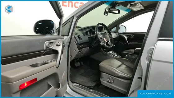 KGM - SSANGYONG KORANDO 4WD OUTDOOR EDITION 9-SEATER