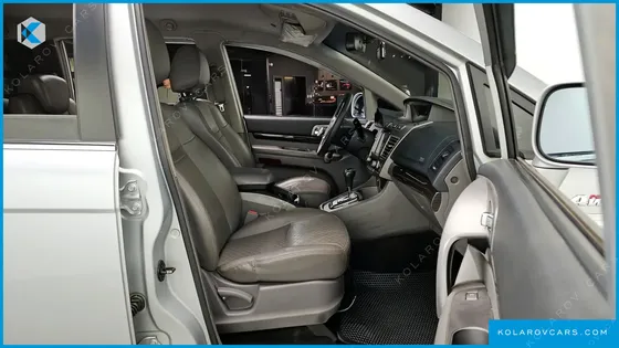 KGM - SSANGYONG KORANDO 4WD OUTDOOR EDITION 9-SEATER