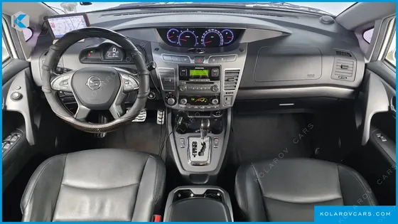 KGM - SSANGYONG KORANDO 4WD TX 9-SEATER