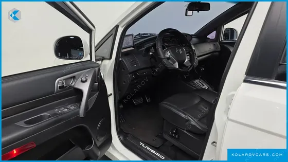 KGM - SSANGYONG KORANDO 4WD TX 9-SEATER