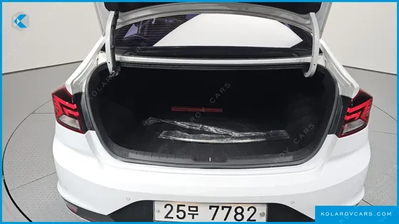 HYUNDAI ELANTRA (AVANTE) 1.6