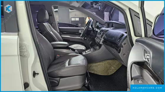 KGM - SSANGYONG KORANDO 4WD TX 11-SEATER
