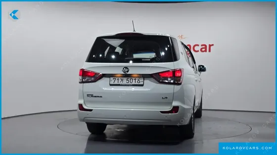 KGM - SSANGYONG KORANDO 4WD LT 11-SEATER