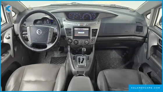 KGM - SSANGYONG KORANDO 4WD LT 11-SEATER