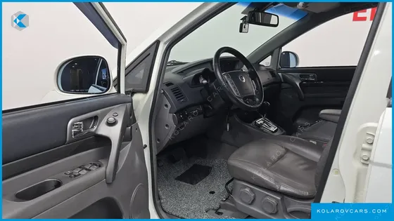 KGM - SSANGYONG KORANDO 4WD LT 11-SEATER