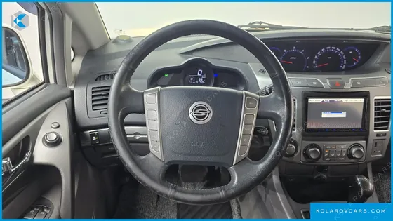 KGM - SSANGYONG KORANDO 4WD LT 11-SEATER