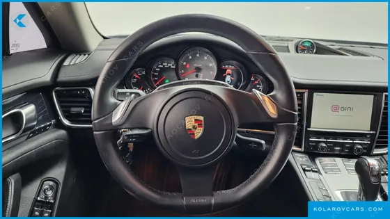 PORSCHE PANAMERA 4.8 S