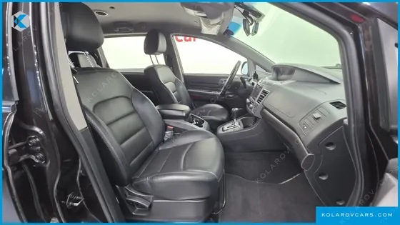 KGM - SSANGYONG KORANDO 4WD TX 9-SEATER