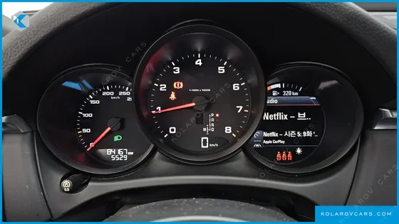PORSCHE MACAN 2.0