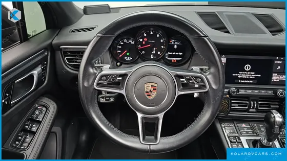 PORSCHE MACAN 2.0