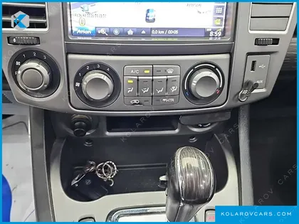 KGM - SSANGYONG KORANDO 4WD TX 11-SEATER