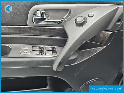 KGM - SSANGYONG KORANDO 4WD TX 11-SEATER