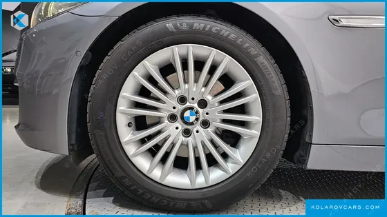 BMW 5 SERIES 520D