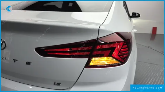 HYUNDAI ELANTRA (AVANTE) 1.6