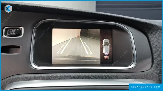 VOLVO V40 D3