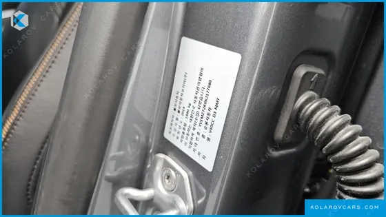 VOLVO V40 D3