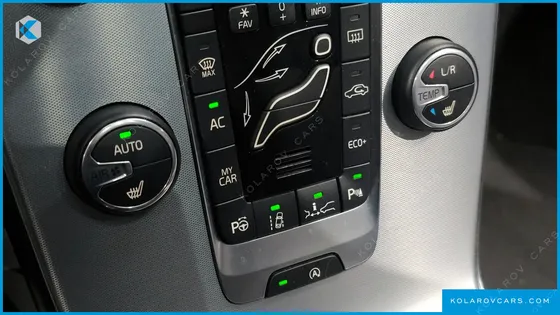VOLVO V40 D3
