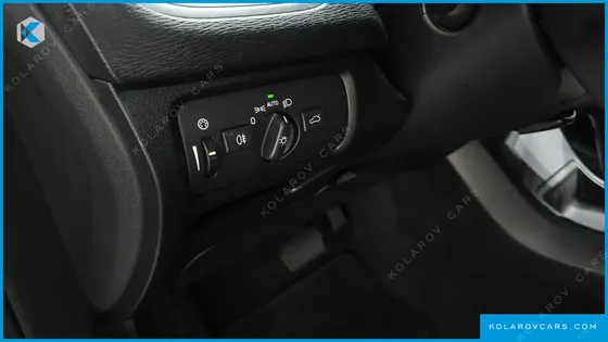 VOLVO V40 D3