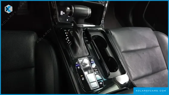 KIA K7 3.0 LPI TRENDY(RENTED CAR)