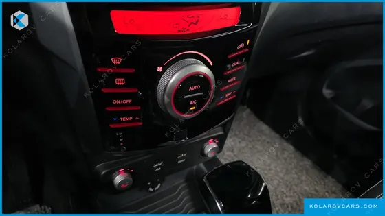 KGM - SSANGYONG TIVOLI DIESEL LX 2WD