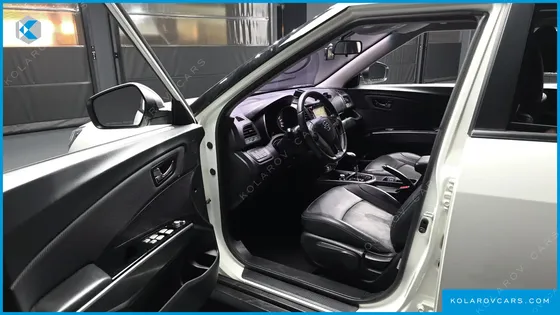 KGM - SSANGYONG TIVOLI VX 2WD